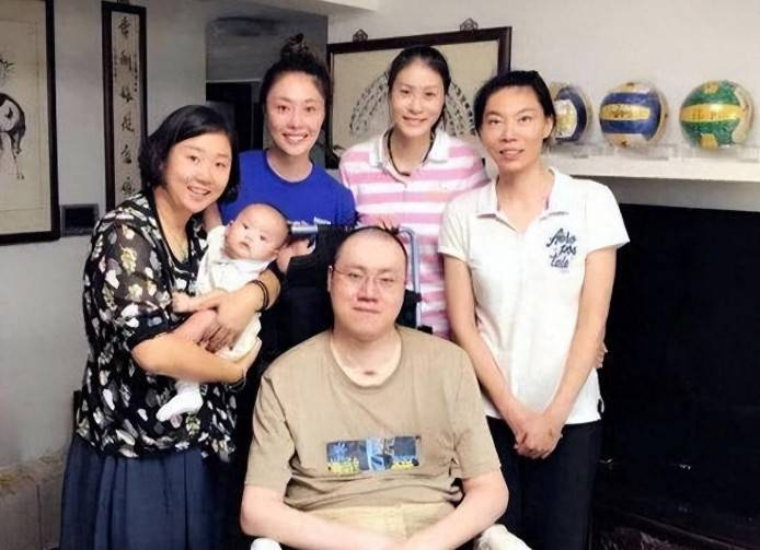 世界杯实时比分-瘫痪19年汤淼近况：母亲妻子早已改嫁，女儿已9岁，郎平多次探望|排球|周苏红|中国男排|离婚|轮椅_新浪新闻